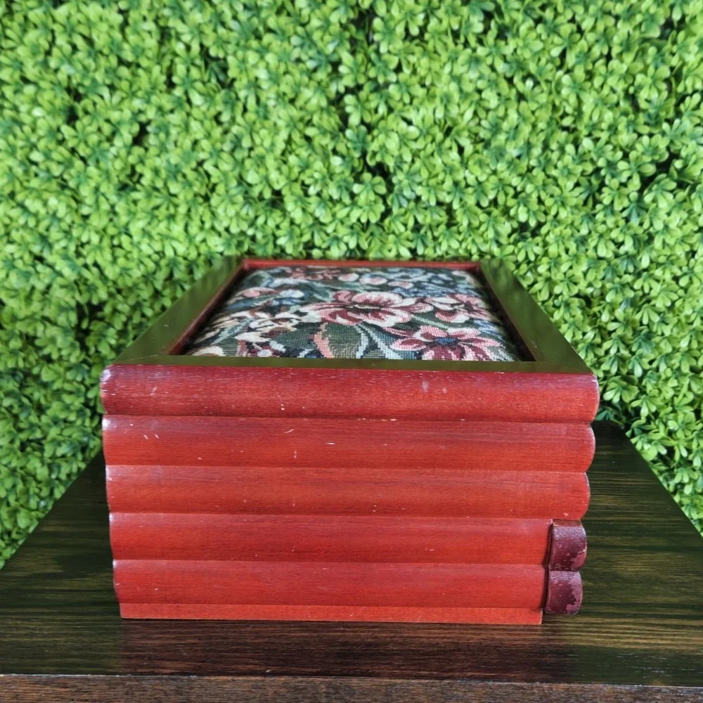 VTG Floral Tapestry Wooden Jewelry Box Cherry Finish Scalloped Ring Organizer